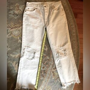 We The Free Egg Shell White Deconstructed Denim Jeans Size 27 NWT